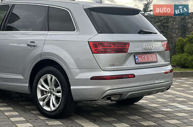 Позашляховик / Кросовер Audi Q7 2015 в  фото 47 Позашляховик / Кросовер Audi Q7 2015 в