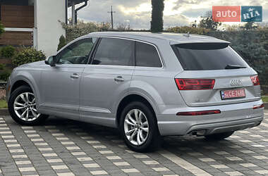 Позашляховик / Кросовер Audi Q7 2015 в  фото 46 Позашляховик / Кросовер Audi Q7 2015 в