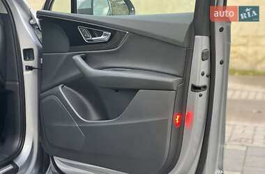 Позашляховик / Кросовер Audi Q7 2015 в  фото 102 Позашляховик / Кросовер Audi Q7 2015 в