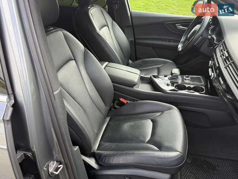 Внедорожник / Кроссовер Audi Q7 2017 в Львове