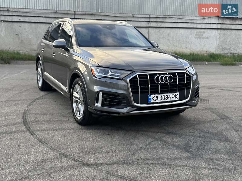 Audi Q7 2021