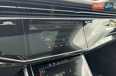 Внедорожник / Кроссовер Audi Q7 2020 в 