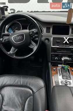 Внедорожник / Кроссовер Audi Q7 2013 в Черновцах