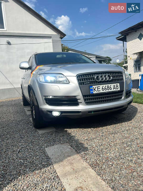 Позашляховик / Кросовер Audi Q7 2007 в Дніпрі фото 2 Позашляховик / Кросовер Audi Q7 2007 в Дніпрі