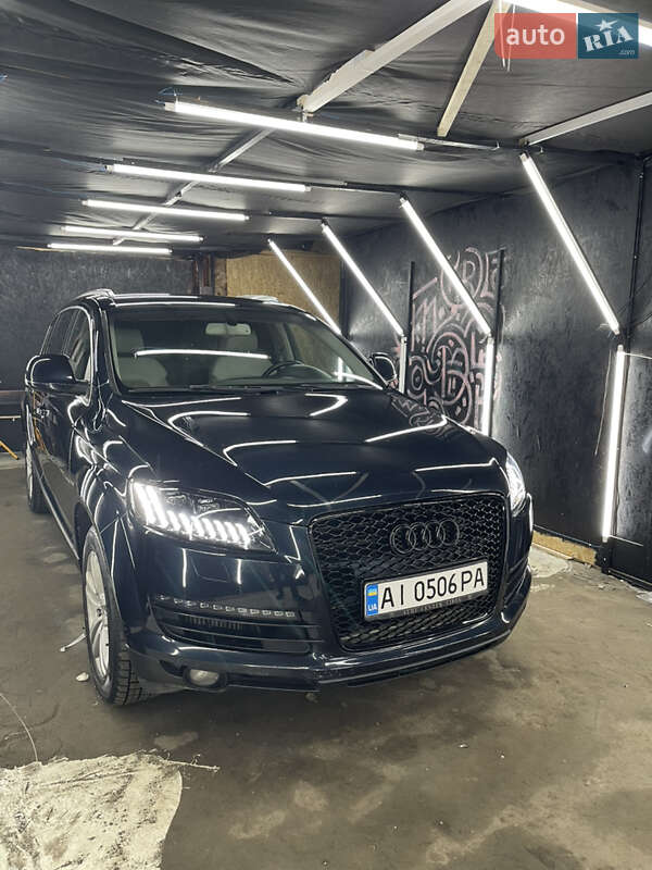 Внедорожник / Кроссовер Audi Q7 2007 в Буче