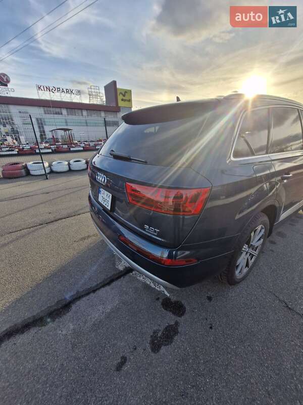 Внедорожник / Кроссовер Audi Q7 2018 в Киеве