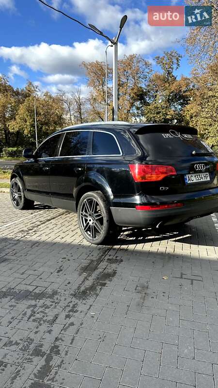Позашляховик / Кросовер Audi Q7 2007 в Львові