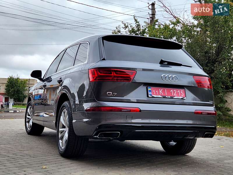 Внедорожник / Кроссовер Audi Q7 2019 в Виннице