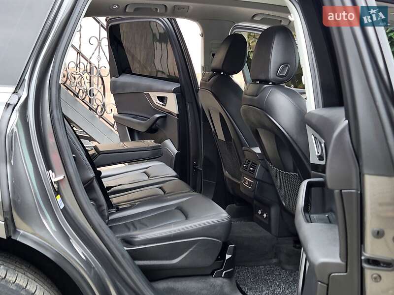 Внедорожник / Кроссовер Audi Q7 2019 в Виннице