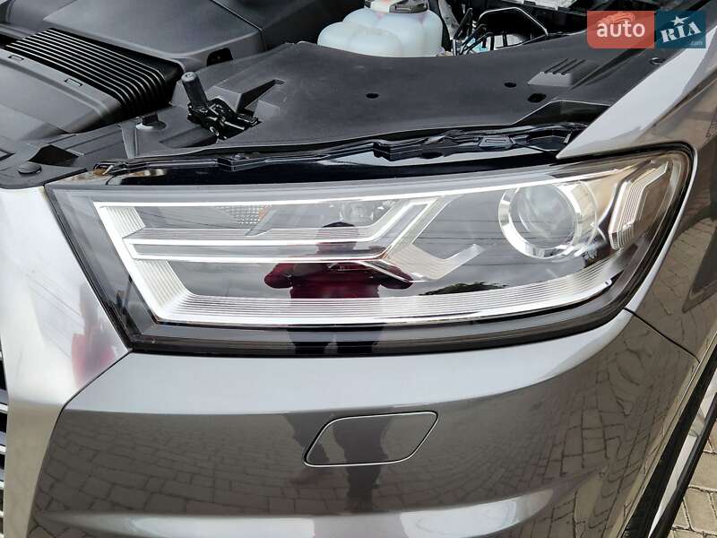 Внедорожник / Кроссовер Audi Q7 2019 в Виннице