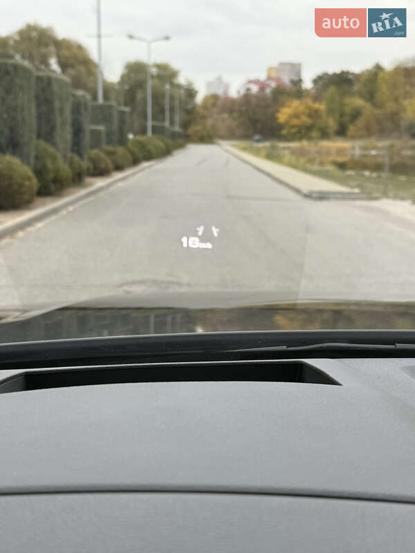 Позашляховик / Кросовер Audi Q7 2016 в Дніпрі