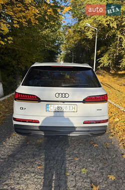 Внедорожник / Кроссовер Audi Q7 2021 в Черновцах