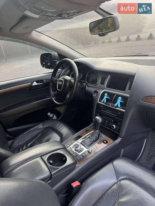 Позашляховик / Кросовер Audi Q7 2011 в Львові