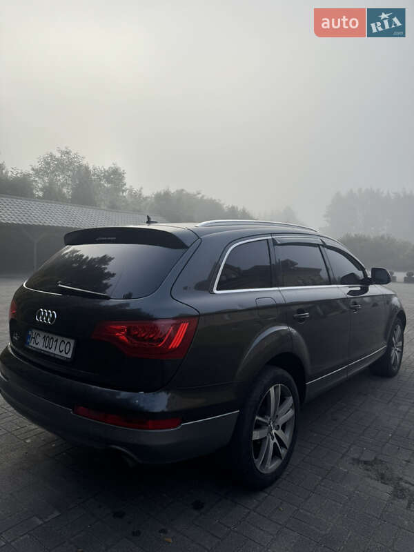 Позашляховик / Кросовер Audi Q7 2011 в Львові