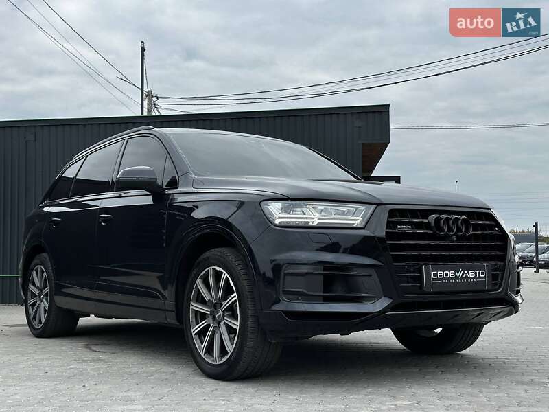 Позашляховик / Кросовер Audi Q7 2016 в Львові