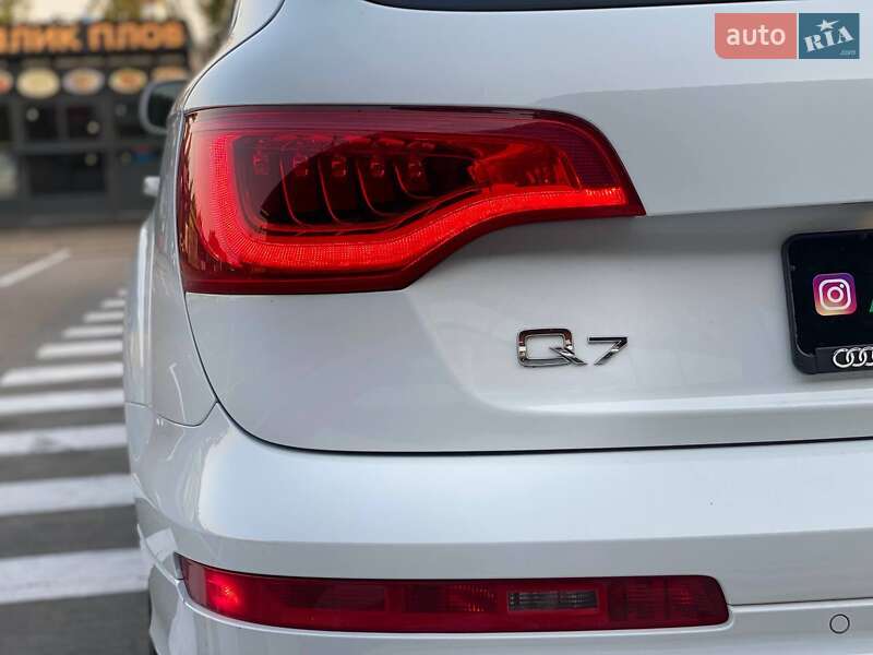 Позашляховик / Кросовер Audi Q7 2013 в Києві фото 17 Позашляховик / Кросовер Audi Q7 2013 в Києві