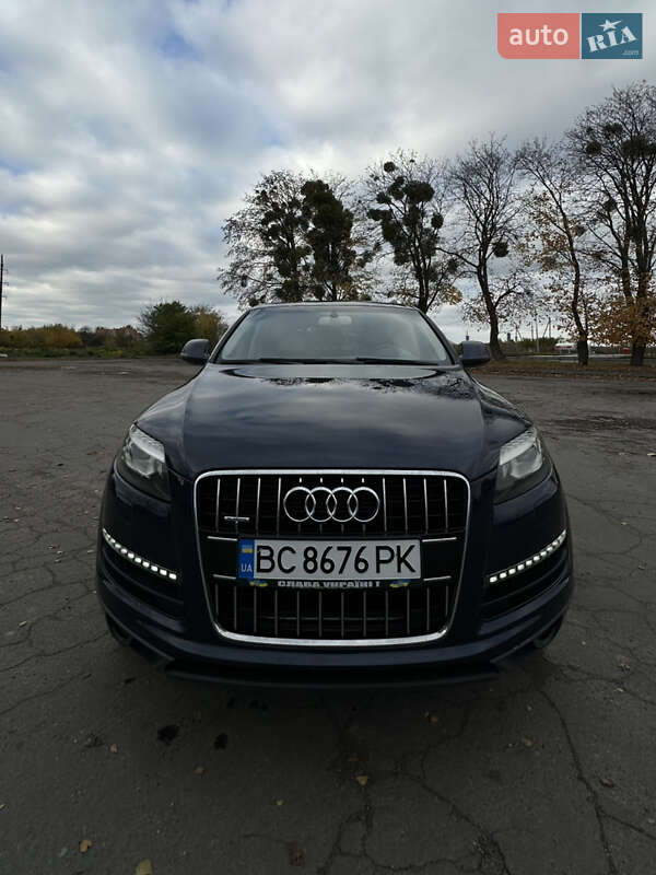 Внедорожник / Кроссовер Audi Q7 2013 в Ровно