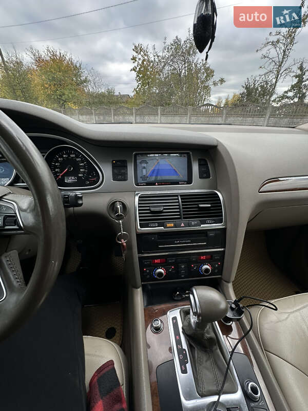 Внедорожник / Кроссовер Audi Q7 2013 в Ровно