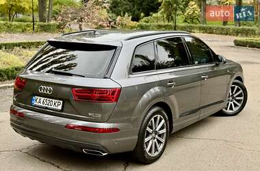 Внедорожник / Кроссовер Audi Q7 2019 в 