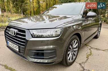Внедорожник / Кроссовер Audi Q7 2019 в 