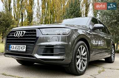 Внедорожник / Кроссовер Audi Q7 2019 в 