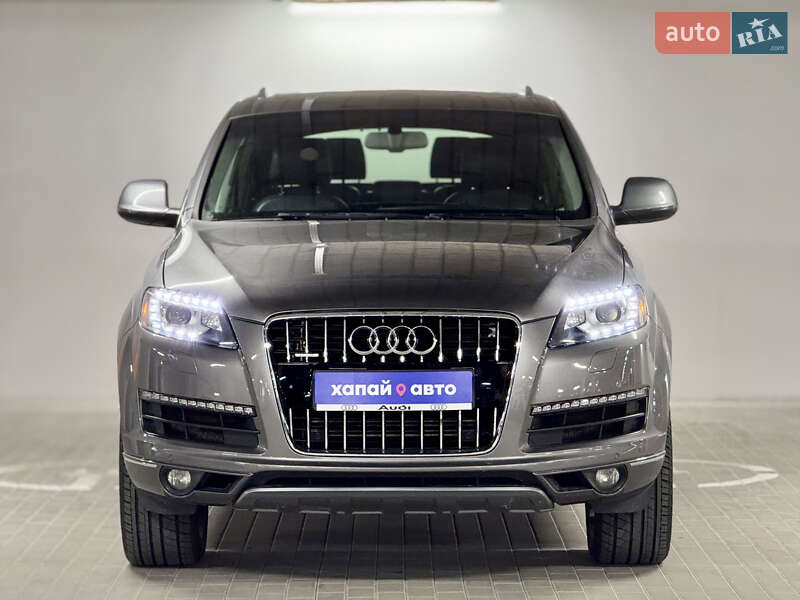 Позашляховик / Кросовер Audi Q7 2013 в Києві