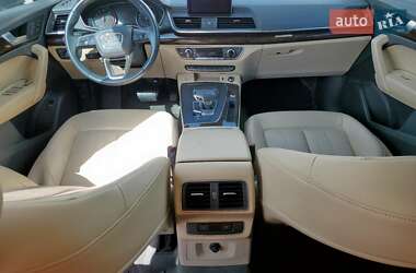 Позашляховик / Кросовер Audi Q7 2019 в  фото 8 Позашляховик / Кросовер Audi Q7 2019 в