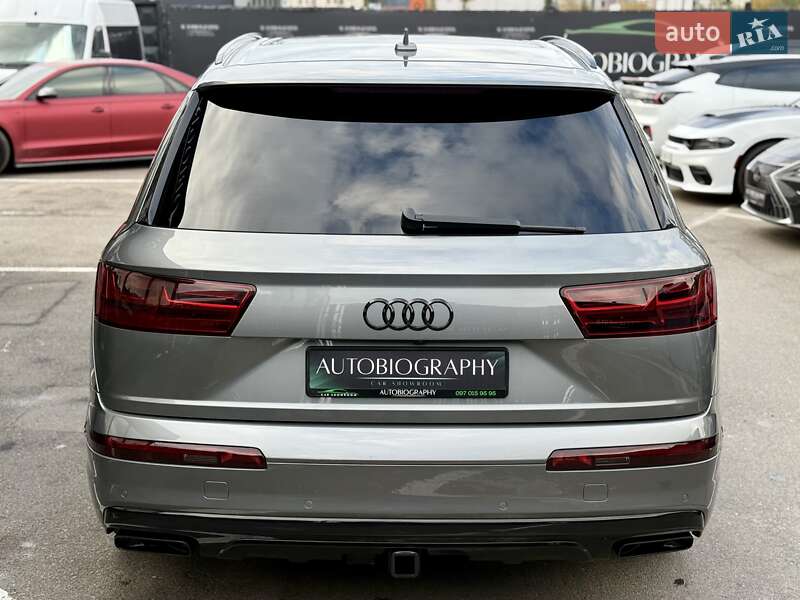Позашляховик / Кросовер Audi Q7 2016 в Києві