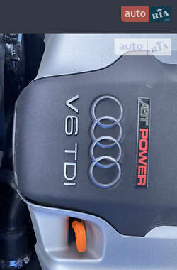 Внедорожник / Кроссовер Audi Q7 2012 в 