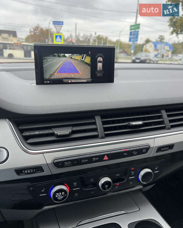 Позашляховик / Кросовер Audi Q7 2019 в Києві