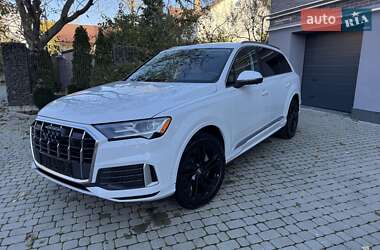Audi Q7 2021