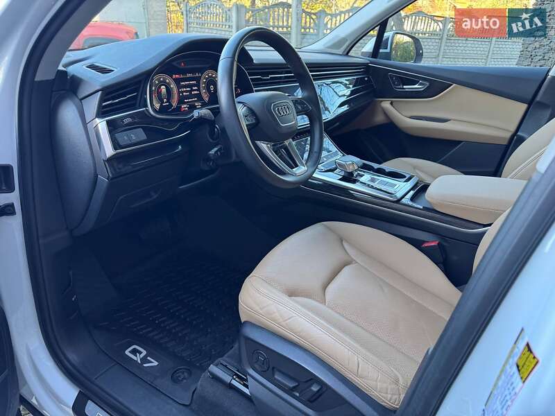 Позашляховик / Кросовер Audi Q7 2021 в Львові фото 26 Позашляховик / Кросовер Audi Q7 2021 в Львові
