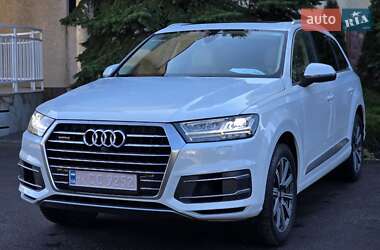 Позашляховик / Кросовер Audi Q7 2016 в  фото 12 Позашляховик / Кросовер Audi Q7 2016 в