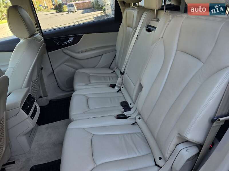 Внедорожник / Кроссовер Audi Q7 2016 в Тернополе фото 39 Внедорожник / Кроссовер Audi Q7 2016 в Тернополе