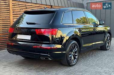 Внедорожник / Кроссовер Audi Q7 2019 в 