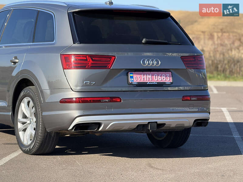 Позашляховик / Кросовер Audi Q7 2017 в Рівному фото 22 Позашляховик / Кросовер Audi Q7 2017 в Рівному