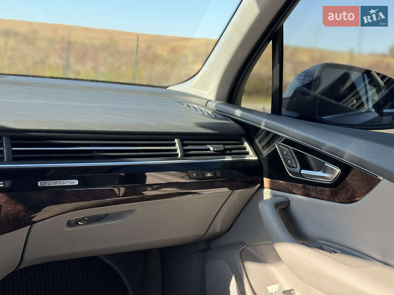 Позашляховик / Кросовер Audi Q7 2017 в Рівному фото 38 Позашляховик / Кросовер Audi Q7 2017 в Рівному