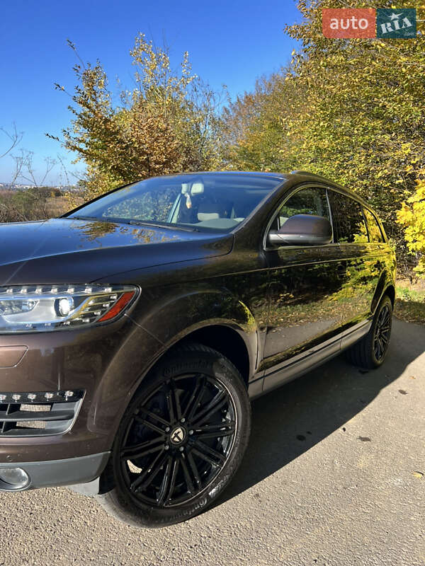 Внедорожник / Кроссовер Audi Q7 2014 в Черновцах