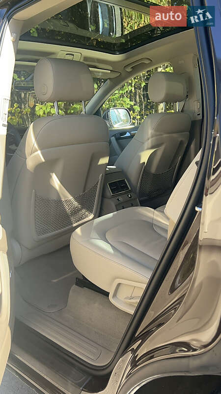 Внедорожник / Кроссовер Audi Q7 2014 в Черновцах
