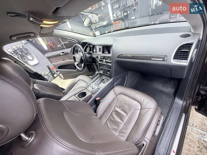 Внедорожник / Кроссовер Audi Q7 2012 в Киеве