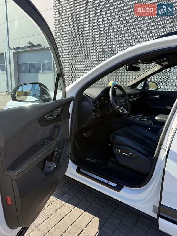 Позашляховик / Кросовер Audi Q7 2017 в Львові фото 14 Позашляховик / Кросовер Audi Q7 2017 в Львові