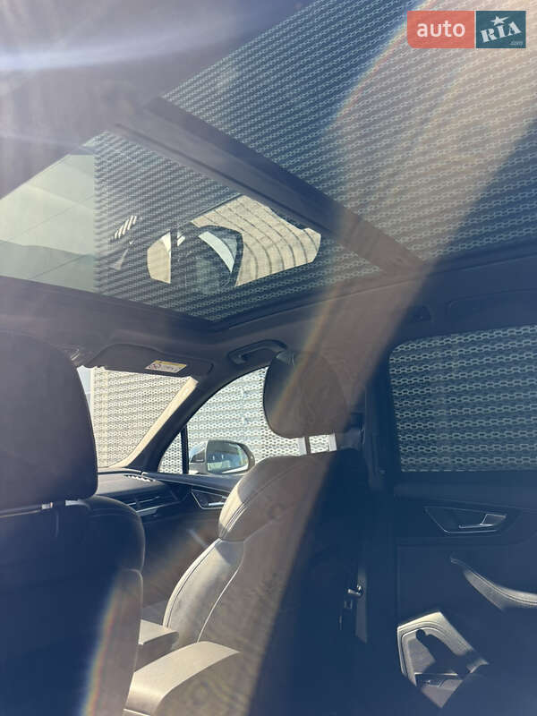 Позашляховик / Кросовер Audi Q7 2017 в Львові фото 19 Позашляховик / Кросовер Audi Q7 2017 в Львові