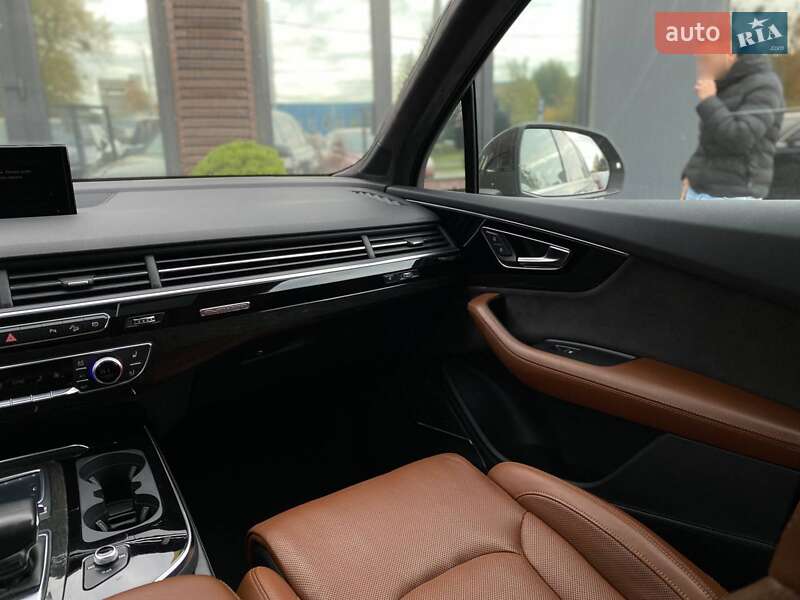 Позашляховик / Кросовер Audi Q7 2017 в Львові фото 10 Позашляховик / Кросовер Audi Q7 2017 в Львові