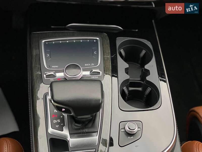 Позашляховик / Кросовер Audi Q7 2017 в Львові фото 13 Позашляховик / Кросовер Audi Q7 2017 в Львові