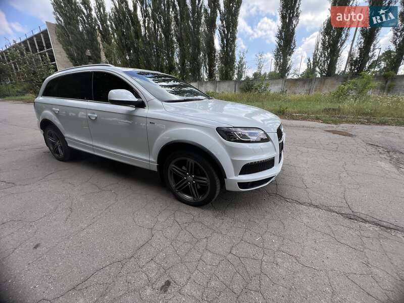 Внедорожник / Кроссовер Audi Q7 2013 в Полтаве фото 3 Внедорожник / Кроссовер Audi Q7 2013 в Полтаве