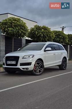 Внедорожник / Кроссовер Audi Q7 2013 в Киеве