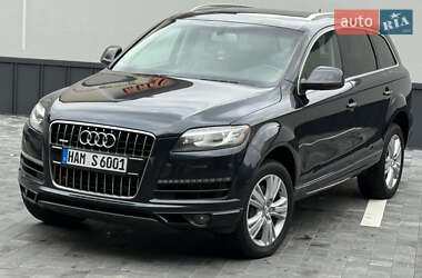 Позашляховик / Кросовер Audi Q7 2010 в Рівному