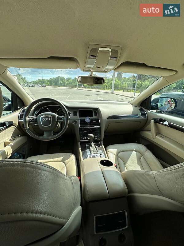 Внедорожник / Кроссовер Audi Q7 2011 в Киеве