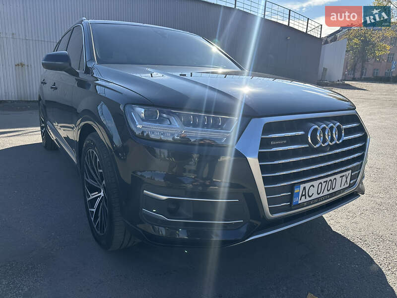 Позашляховик / Кросовер Audi Q7 2016 в Львові фото 15 Позашляховик / Кросовер Audi Q7 2016 в Львові