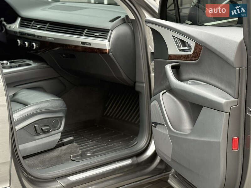 Позашляховик / Кросовер Audi Q7 2019 в Білій Церкві фото 35 Позашляховик / Кросовер Audi Q7 2019 в Білій Церкві